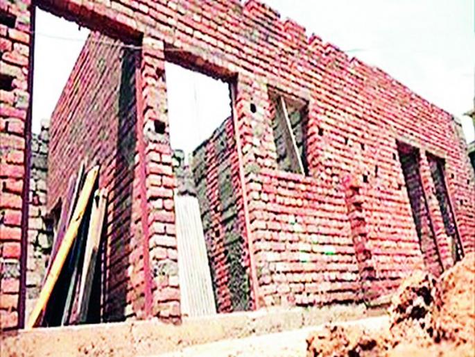 Funds stuck due to lack of utility certificate will be received | उपयोगीता प्रमाणपत्राअभावी अडकलेला निधी मिळणार Funds stuck due to lack of utility certificate will be received | उपयोगीता प्रमाणपत्राअभावी अडकलेला निधी मिळणार