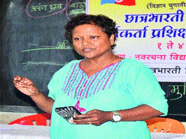 Need Different Qualities Needed To Be a Leader: Bulgule | नेता होण्यासाठी विविध गुणांची गरज : बुलगुले Need Different Qualities Needed To Be a Leader: Bulgule | नेता होण्यासाठी विविध गुणांची गरज : बुलगुले