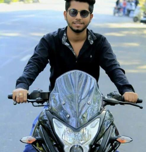 Psycho attacker arrested in Nagpur, Love affair case | नागपुरात प्रेमप्रकरणातून तरुणीवर हल्ला चढवणारा माथेफिरू गजाआड Psycho attacker arrested in Nagpur, Love affair case | नागपुरात प्रेमप्रकरणातून तरुणीवर हल्ला चढवणारा माथेफिरू गजाआड