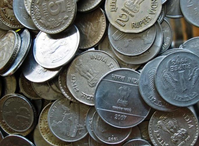 'Coins' are cannot be taken for deposit money | Maharashtra Vidhan Sabha Election 2019; अनामत रक्कमेसाठी ‘चिल्लर’ देता येणार नाही.. नोटाच हव्यात