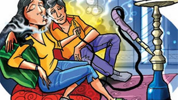 Raid of the crime branch in the Hookah parlor in Nagpur | नागपुरात गुन्हे शाखेचे हुक्का पार्लरवर छापे Raid of the crime branch in the Hookah parlor in Nagpur | नागपुरात गुन्हे शाखेचे हुक्का पार्लरवर छापे