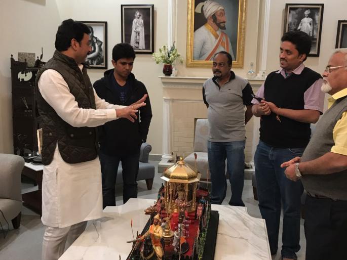 Kolhapur: Shivrajyabhishek ceremony will be on the Rajpath daydays! | कोल्हापूर : प्रजासत्ताक दिनी राजपथावर अवतरणार शिवराज्याभिषेक सोहळा ! Kolhapur: Shivrajyabhishek ceremony will be on the Rajpath daydays! | कोल्हापूर : प्रजासत्ताक दिनी राजपथावर अवतरणार शिवराज्याभिषेक सोहळा !