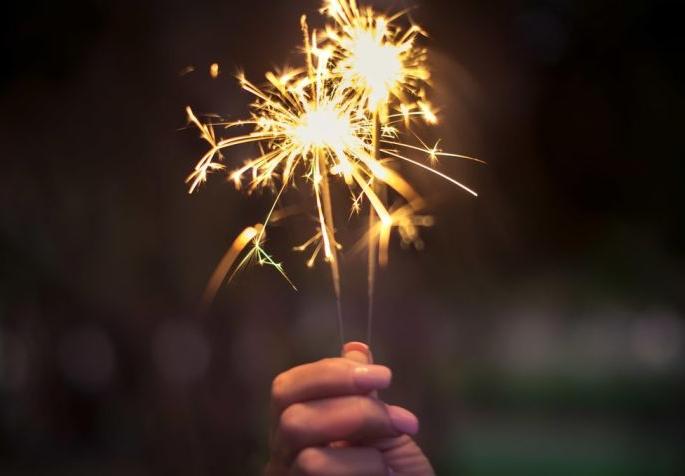 Use firecrackers in an environmentally friendly manner during Diwali | दिवाळीमध्ये फटाक्यांचा वापर पर्यावरणपूरक पद्धतीने करा Use firecrackers in an environmentally friendly manner during Diwali | दिवाळीमध्ये फटाक्यांचा वापर पर्यावरणपूरक पद्धतीने करा