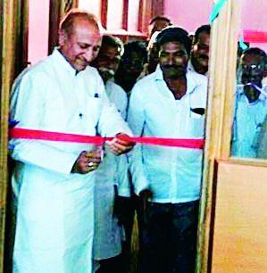 Computerized auctioned building got agricultural income market committee | कृषि उत्पन्न बाजार समितीला मिळाले संगणकीकृत लिलाव भवन Computerized auctioned building got agricultural income market committee | कृषि उत्पन्न बाजार समितीला मिळाले संगणकीकृत लिलाव भवन