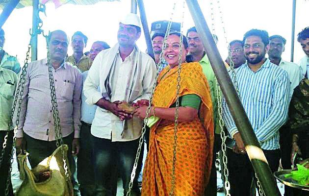 Start of government tour purchase at Tivasa | तिवसा येथे शासकीय तूर खरेदीला प्रारंभ