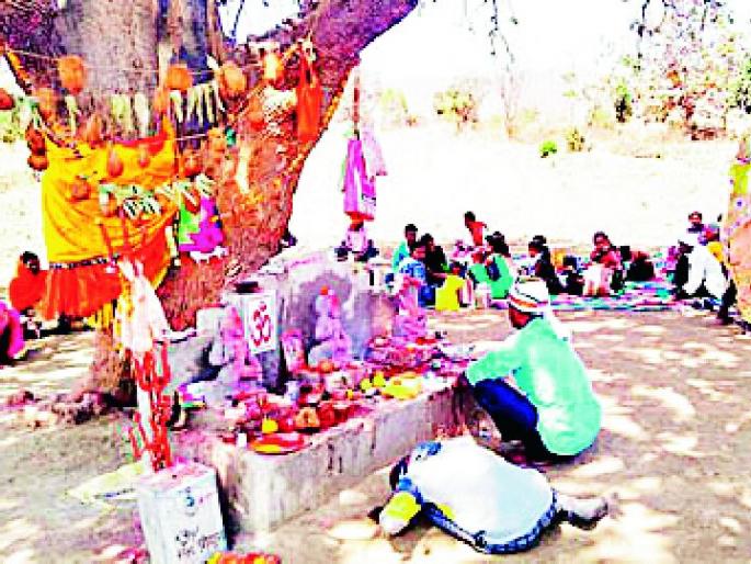 'That' Bhondubaba surrenders before Annis | 'त्या' भोंदूबाबाची अंनिससमोर शरणागती 'That' Bhondubaba surrenders before Annis | 'त्या' भोंदूबाबाची अंनिससमोर शरणागती