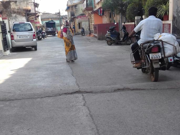 A victim of unauthorized speed breaker | अनधिकृत स्पीड ब्रेकरने घेतला कामगाराचा बळी