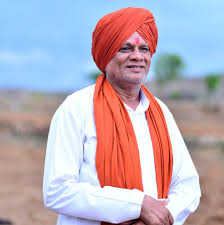 Golden Yoga of Shilanyasa due to the sacrifice of monks, saints and car attendants - Bhaskargiri Maharaj left Devgad for Ayodhya | साधू, संत, कारसेवकांच्या बलिदानामुळेच शिलान्यासाचा सुवर्णयोग- भास्करगिरी महाराज, देवगड येथून अयोध्येकडे रवाना Golden Yoga of Shilanyasa due to the sacrifice of monks, saints and car attendants - Bhaskargiri Maharaj left Devgad for Ayodhya | साधू, संत, कारसेवकांच्या बलिदानामुळेच शिलान्यासाचा सुवर्णयोग- भास्करगिरी महाराज, देवगड येथून अयोध्येकडे रवाना
