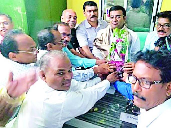 Will solve the problems of Castrib soon | कास्ट्राईबच्या समस्या लवकरच सोडविणार Will solve the problems of Castrib soon | कास्ट्राईबच्या समस्या लवकरच सोडविणार