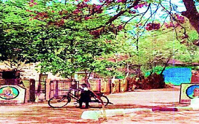 'Smart Village Model' | वडद ठरतोय ‘स्मार्ट ग्राम मॉडेल’ 'Smart Village Model' | वडद ठरतोय ‘स्मार्ट ग्राम मॉडेल’