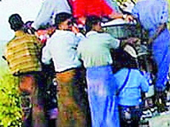 Outbound passenger transport | कालबाह्य वाहनातून प्रवासी वाहतूक Outbound passenger transport | कालबाह्य वाहनातून प्रवासी वाहतूक