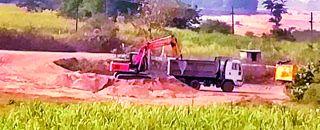 Valuable sand manganese mine | मौल्यवान रेती मॅग्नीज खाणीत Valuable sand manganese mine | मौल्यवान रेती मॅग्नीज खाणीत