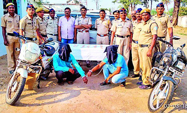 'Those' accused seized 10 lakh worth of money | ‘त्या’ दोन आरोपीकडून १० लाखांचा मुद्देमाल जप्त 'Those' accused seized 10 lakh worth of money | ‘त्या’ दोन आरोपीकडून १० लाखांचा मुद्देमाल जप्त