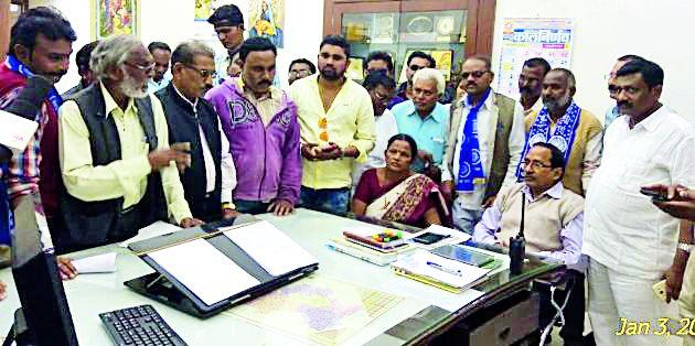 Request to District Collector of various organizations | विविध संघटनांचे जिल्हाधिकाऱ्यांना निवेदन