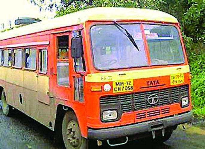 ST corporation freight, warehouse dream not fulfill | एसटी महामंडळाचे मालवाहतूक, गोदामाचे स्वप्न झाले धुसर! ST corporation freight, warehouse dream not fulfill | एसटी महामंडळाचे मालवाहतूक, गोदामाचे स्वप्न झाले धुसर!