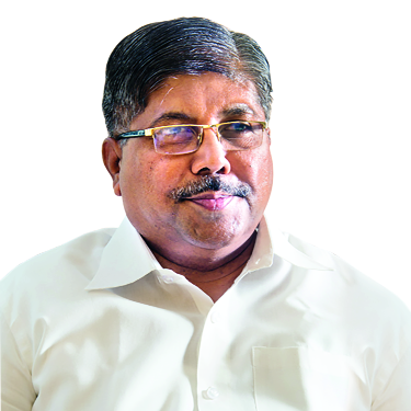 Sharad Pawar will be defeated for the first time in history: Chandrakant Patil | शरद पवारांना इतिहासात पहिल्यांदाच हरावे लागेल : चंद्रकांत पाटील