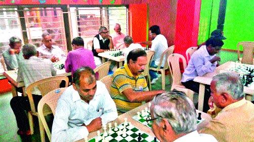 Senior Wrestling Week: Bhausaheb Pansalgikar Memorial Competition | ज्येष्ठांचा रंगला बुद्धिबळाचा डाव सप्ताह : भाऊसाहेब पडसलगीकर स्मरणार्थ स्पर्धा Senior Wrestling Week: Bhausaheb Pansalgikar Memorial Competition | ज्येष्ठांचा रंगला बुद्धिबळाचा डाव सप्ताह : भाऊसाहेब पडसलगीकर स्मरणार्थ स्पर्धा