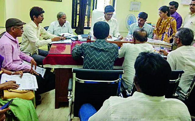 Discussion on various teacher's demands | शिक्षकांच्या विविध मागण्यांवर चर्चा Discussion on various teacher's demands | शिक्षकांच्या विविध मागण्यांवर चर्चा