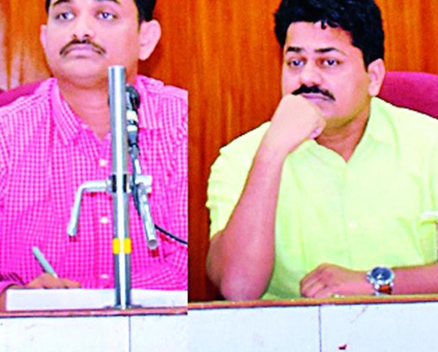 Create a bathroom in the village | गावागावात स्वच्छतागृह तयार करा Create a bathroom in the village | गावागावात स्वच्छतागृह तयार करा