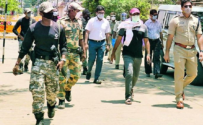 Krishnanagar residents themselves quarantine | कृष्णनगरवासीय स्वत:च क्वारंटाईन Krishnanagar residents themselves quarantine | कृष्णनगरवासीय स्वत:च क्वारंटाईन