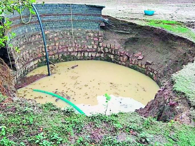 Rain for the fifth day | पाचव्या दिवशीही पाऊस Rain for the fifth day | पाचव्या दिवशीही पाऊस