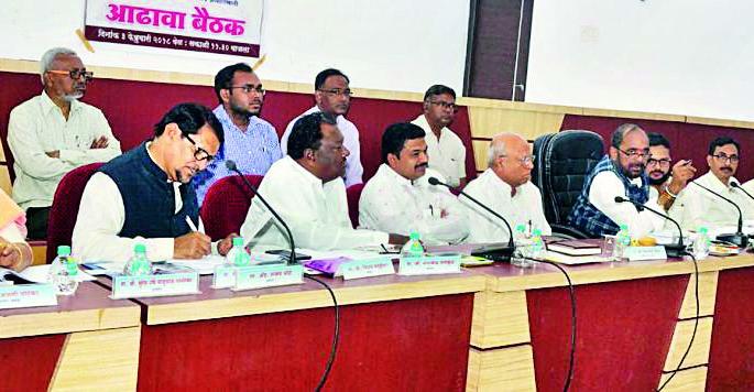 Complete the dried water supply scheme | रखडलेली पाणी पुरवठा योजना पूर्ण करा