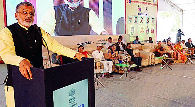 Get out of the remedies and try to get rid of them | उपचाराच्या चौकटीतून बाहेर निघून व्यसनमुक्तीसाठी प्रयत्न करा Get out of the remedies and try to get rid of them | उपचाराच्या चौकटीतून बाहेर निघून व्यसनमुक्तीसाठी प्रयत्न करा