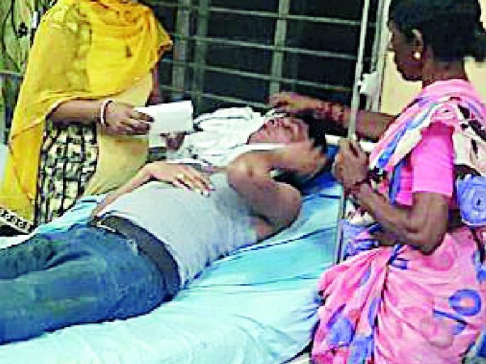 The attempt to loot the businessman was unsuccessful | आष्टीत व्यापाऱ्याला लुटण्याचा प्रयत्न फसला  The attempt to loot the businessman was unsuccessful | आष्टीत व्यापाऱ्याला लुटण्याचा प्रयत्न फसला