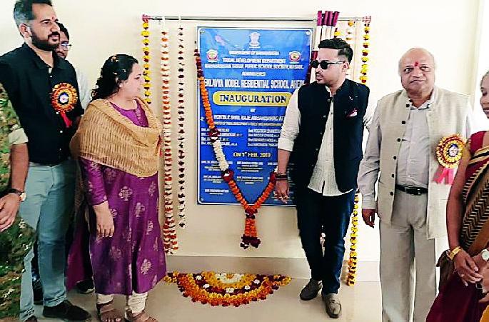 Students get higher grades | विद्यार्थ्यांनी उच्चपदे मिळवावी