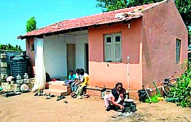 21 thousand families get sanitation | २१ हजार कुटुंबांना मिळणार सनद