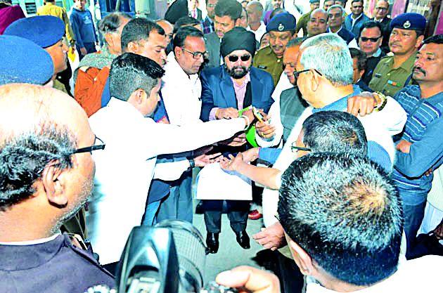 Quickly complete the work of Jabalpur broad gauge | जबलपूर ब्रॉडगेजचे काम लवकर पूर्ण करा  Quickly complete the work of Jabalpur broad gauge | जबलपूर ब्रॉडगेजचे काम लवकर पूर्ण करा