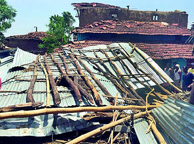 2.70 crores fund for damages | नुकसानग्रस्तांसाठी २.७० कोटींचा निधी 2.70 crores fund for damages | नुकसानग्रस्तांसाठी २.७० कोटींचा निधी