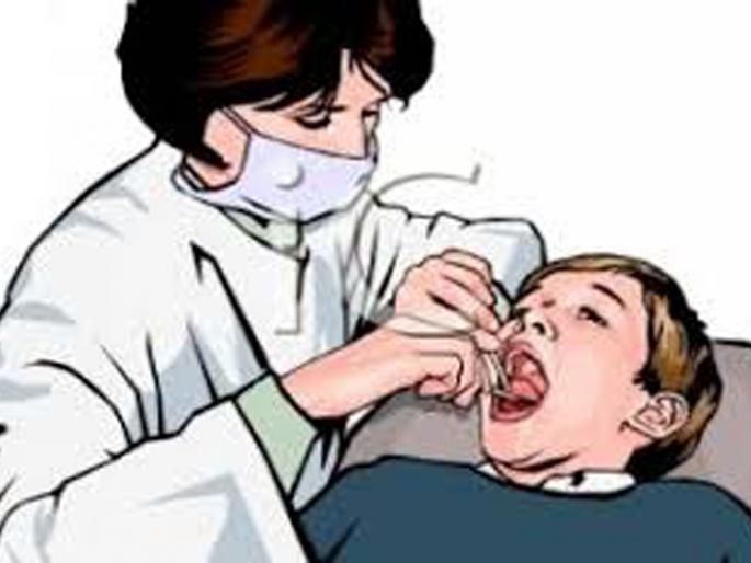 5770 people are examined in Hingoli district | हिंगोली जिल्ह्यात ५७७० जणांची तपासणी 5770 people are examined in Hingoli district | हिंगोली जिल्ह्यात ५७७० जणांची तपासणी