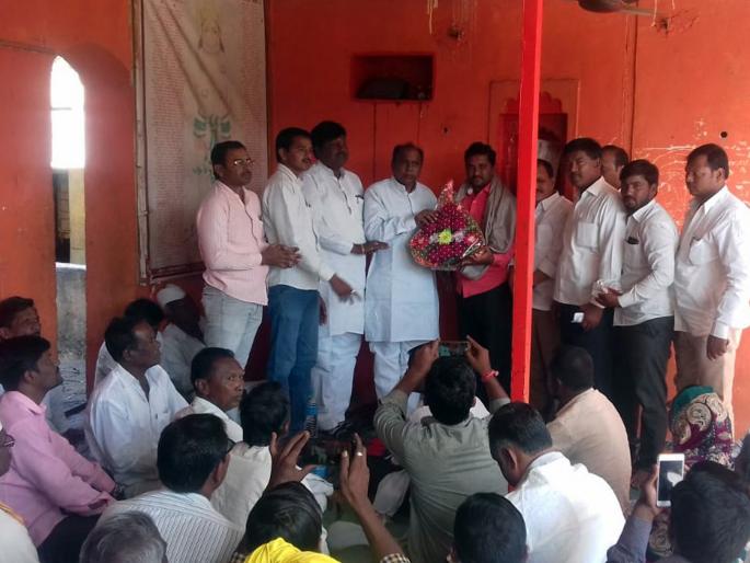 The question of farmers raised by the Khanke | खणके यांनी मांडला शेतकऱ्यांचा प्रश्न  The question of farmers raised by the Khanke | खणके यांनी मांडला शेतकऱ्यांचा प्रश्न