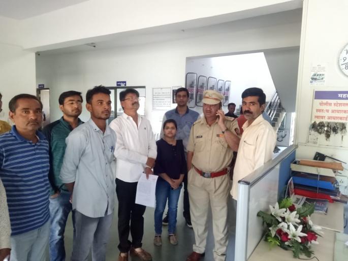 nsk,dueto,admission,student,failed,examination | प्रवेश नाकाल्याने विद्यार्थी कनिष्ठ लिपिक परीक्षेस मुकले nsk,dueto,admission,student,failed,examination | प्रवेश नाकाल्याने विद्यार्थी कनिष्ठ लिपिक परीक्षेस मुकले