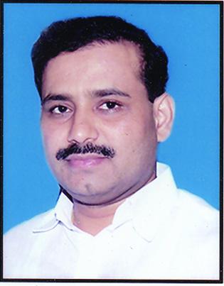 The sugarcane season is in danger due to lack of sugarcane | उसाअभावी गळीत हंगाम धोक्यात The sugarcane season is in danger due to lack of sugarcane | उसाअभावी गळीत हंगाम धोक्यात