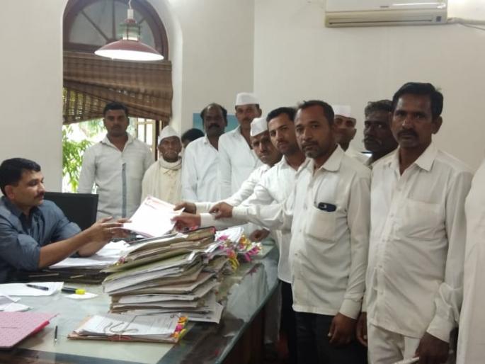   Farmers oppose the bitter dam | कडवा धरणाला शेतकऱ्यांचा विरोध