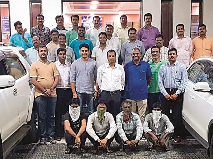 The legislator wanted to be .., but the gang leader of the gang of raiders | व्हायचं होतं आमदार.., मात्र झाला लुटारूंचा टोळीप्रमुख The legislator wanted to be .., but the gang leader of the gang of raiders | व्हायचं होतं आमदार.., मात्र झाला लुटारूंचा टोळीप्रमुख