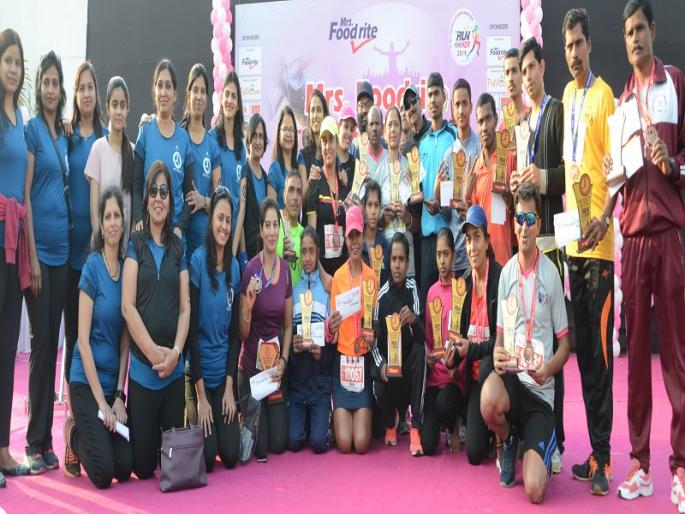 Jyoti Gate, Paraji Gaikwad won the Getgorging Marathon | ज्योती गवते, पाराजी गायकवाडने जिंकली गेटगोर्इंग मॅरेथॉन Jyoti Gate, Paraji Gaikwad won the Getgorging Marathon | ज्योती गवते, पाराजी गायकवाडने जिंकली गेटगोर्इंग मॅरेथॉन