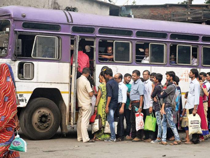 The Corona crisis is fading, but caution is needed | कोरोनाचे संकट ओसरतेय पण सावधानता गरजेचीच The Corona crisis is fading, but caution is needed | कोरोनाचे संकट ओसरतेय पण सावधानता गरजेचीच