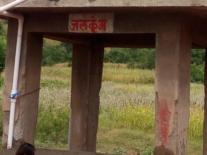 Help hand through social media | सोशल मिडियाच्या माध्यमातून मदतीचा हात Help hand through social media | सोशल मिडियाच्या माध्यमातून मदतीचा हात