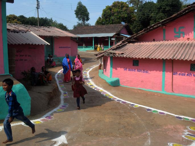 Pink consciousness spread with the arrival of the governor | राज्यपालांच्या आगमनाने पसरले गुलाबी चैतन्य