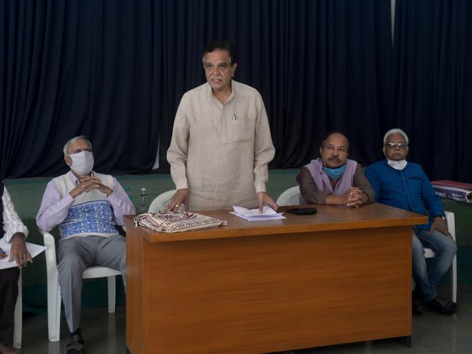 The meeting decided to make Nashik a success if it gets a meeting | नाशिकला संमेलन मिळाल्यास यशस्वी करण्याचा सभेत केला निर्धार