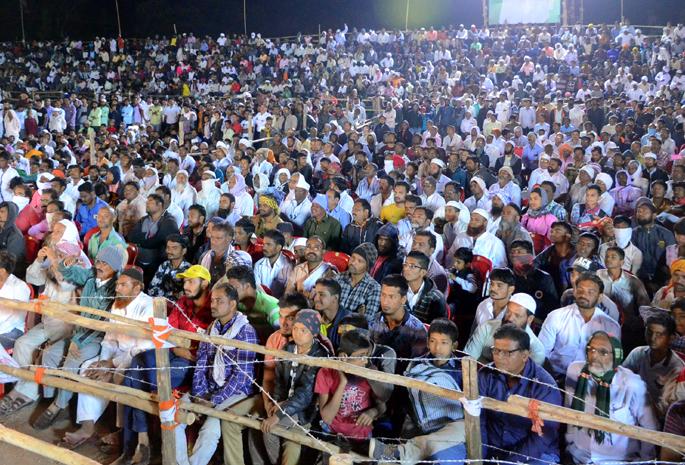 Parbhani: The winner of Kolhapur's Pahalwan Santosh Dorwad | परभणी : कोल्हापूरचा पहेलवान संतोष दोरवड ठरला विजेता Parbhani: The winner of Kolhapur's Pahalwan Santosh Dorwad | परभणी : कोल्हापूरचा पहेलवान संतोष दोरवड ठरला विजेता