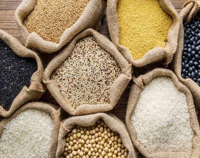 Free grain allocation planning by Malegavi Tehsil | मालेगावी तहसीलतर्फे मोफत धान्य वाटप नियोजन Free grain allocation planning by Malegavi Tehsil | मालेगावी तहसीलतर्फे मोफत धान्य वाटप नियोजन