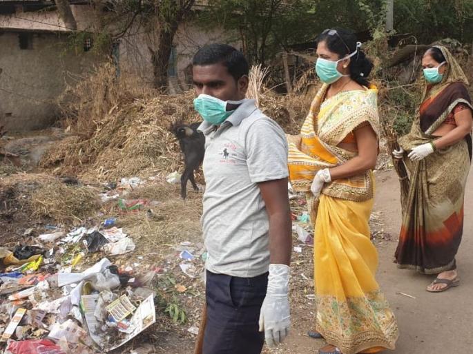 Zilla Parishad members started their own cleanliness drive | जिल्हा परिषद सदस्यांनी स्वच्छता अभियानास स्वत:पासून केली सुरुवात Zilla Parishad members started their own cleanliness drive | जिल्हा परिषद सदस्यांनी स्वच्छता अभियानास स्वत:पासून केली सुरुवात