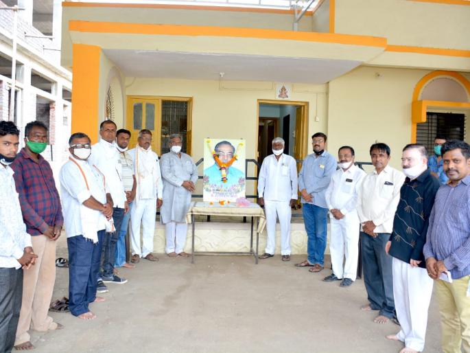 Greetings to Sharad Joshi in Satana | सटाण्यात शरद जोशी यांना अभिवादन Greetings to Sharad Joshi in Satana | सटाण्यात शरद जोशी यांना अभिवादन