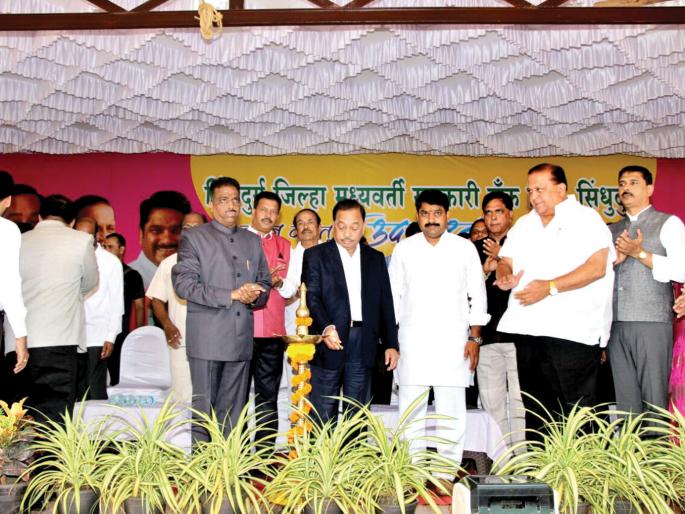 Sindhudurg: Will raise voice in the Rajya Sabha for farmers: Narayan Rane | सिंधुदुर्ग : शेतकऱ्यांसाठी राज्यसभेत आवाज उठविणार : नारायण राणे