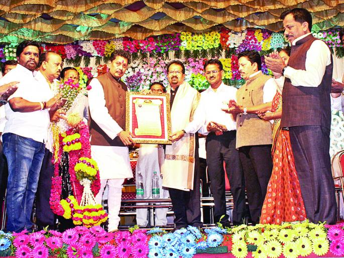 Sindhudurg: There is nothing more corrupt in the country like caste verification committee: Vishwanath Mhedhwar | सिंधुदुर्ग : जात पडताळणी समितीसारखे देशात दुसरे भ्रष्ट काहीही नाही : विश्वनाथ म्हाडेश्वर यांची टीका Sindhudurg: There is nothing more corrupt in the country like caste verification committee: Vishwanath Mhedhwar | सिंधुदुर्ग : जात पडताळणी समितीसारखे देशात दुसरे भ्रष्ट काहीही नाही : विश्वनाथ म्हाडेश्वर यांची टीका