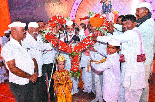 Tell us about Kirtan festival in Sinnar | सिन्नर येथे कीर्तनमहोत्सवाची सांगता Tell us about Kirtan festival in Sinnar | सिन्नर येथे कीर्तनमहोत्सवाची सांगता
